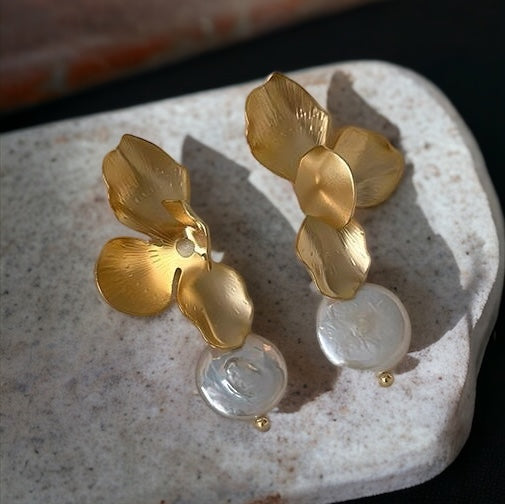 Carolian Earrings