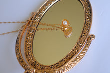 Load image into Gallery viewer, Ariel  necklaces